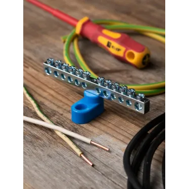 Шина нулевая N 63.12 (1 изолятор стойка) никель