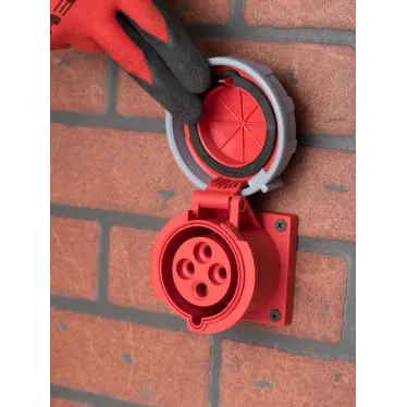 Розетка стационарная внутренняя 3242 3Р+РЕ 32А 380В IP67 PROxima