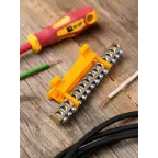 Шина 0 PE (6х9мм) 14 отверстий латунь желтый изолятор тип Стойка на DIN-рейку PROxima