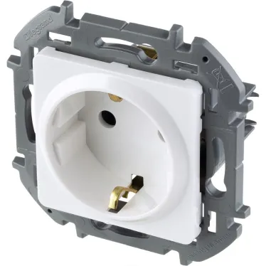 Розетка 2К+З немецкий стандарт 16 А 250 В INSPIRIA белая
