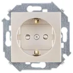 15 Розетка 2Р+Е Schuko 16А 250В со шторками винтовой зажим шампань