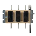 ВР32У-39A71240-R 630А, 2 направ. с д/г камерами, с передней смещённой рукояткой MAXima