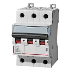 Выключатель автоматический трехполюсный 1А C DX3-E 6kA/6kА