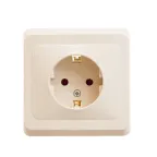 ЭТЮД Розетка скрытая с заземлением без шторок бежевая