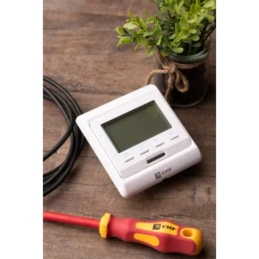 Термостат для теплых полов электронный 16A 230В с датчиком пола Proxima