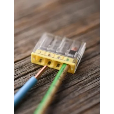 Клемма строительно-монтажная СМК 2273-244 PROxima с пастой 4 отверстия 0.5-2.5мм.кв. (100шт)