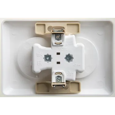 ЭТЮД Розетка двойная скрытой установки без заземления без шторок 16А 250B, белый