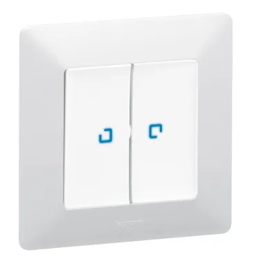 Valena LIFE Лицевая панель для выключателя двухклавишного с подсветкой Белая
