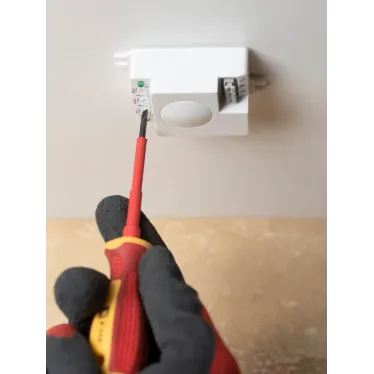 Датчик движения микроволновый белый 1200Вт 360гр. до 8м IP20 MW-706