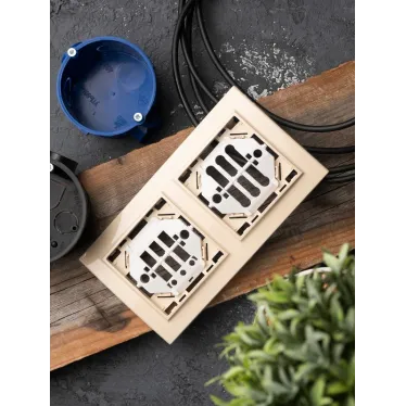 Рамка двухместная горизонтальная бежевый Минск