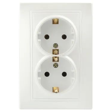 Розетка Intro Plano 1-205-06 с заз двойная 2X2P+E