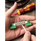 Шина 0 PE 6x9мм 6 отверстий латунь с контактной пластиной 2 зелёных угловых изолятора PROxima