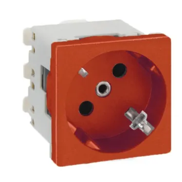 Connect Розетка с заземлением 16А 250В 45х45мм винтовые клеммы SC красный