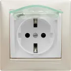 VALENA Розетка с заземлением с крышкой со шторками белая