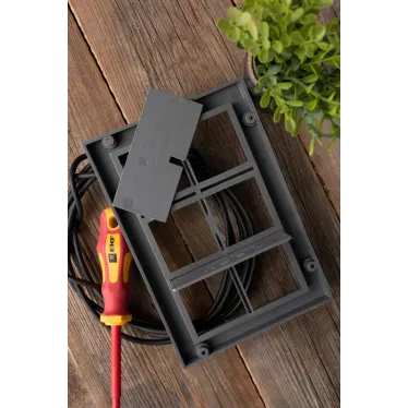 Рамка приборная на 12 модулей для лючка C-Line 24