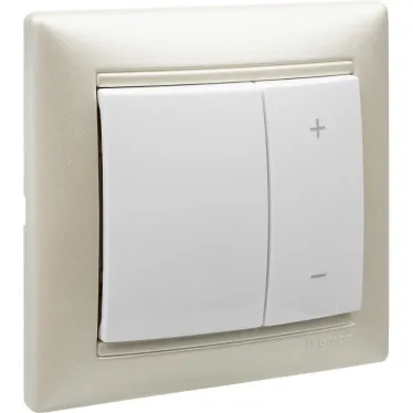 VALENA Рамка 1 пост белая/серебро