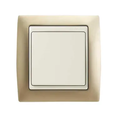 Рамка на 3 поста, S82, шампань матовая - сл.кость