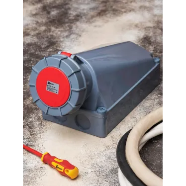 Розетка стационарная наружная 1452 3Р+РЕ+N 125А 380В IP67 PROxima