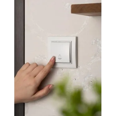 Кнопка звонка СП Минск 10А белый