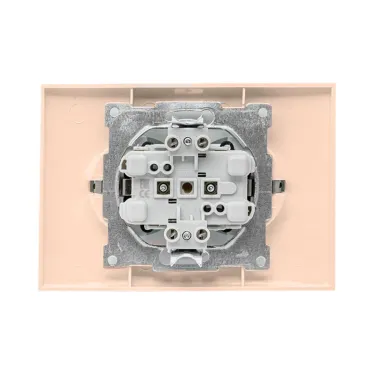 Валенсия розетка 2-местная с/з 16А кремовая с защ. штор. PROxima