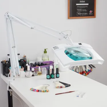 Лупа на струбцине , квадратная, 5D, с подсветкой, белая | 31-0111 | REXANT