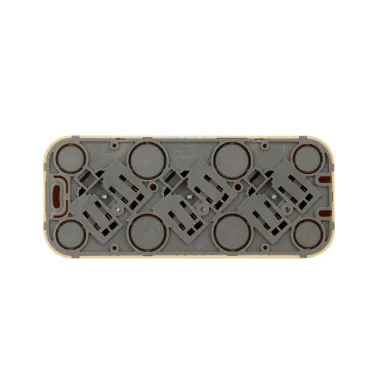 Quteo розетка тройная с заземлением с защитными шторками - 16 A - 250 В IP 20 - Дерево