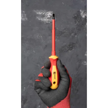 Отвертка Expert SL5.5x125 мм 1000В