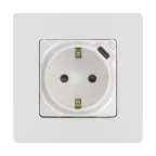 Розетка с заземлением с USB тип C - Etika - со шторками 16А 250В 1500мА 7,5Вт безвинтовые зажимы - белая