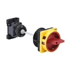 ВЫКЛЮЧАТЕЛЬ-РАЗЪЕДИНИТЕЛЬ 4P 20A IP20 С КРАСНОЙ ВЫНОСНОЙ РУКОЯТКОЙ НА ДИН-РЕЙКЕ/ПЛАТЕ С ЗАМКОМ