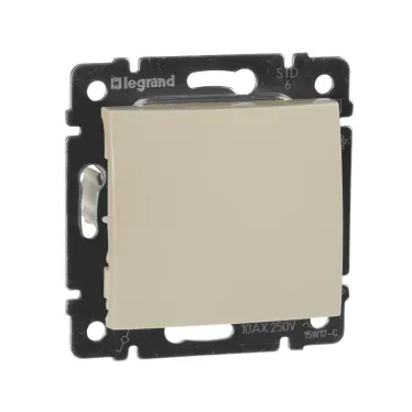 VALENA Переключатель одноклавишный в рамку слоновая кость