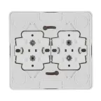 ЭТЮД Розетка четырехместная наружная с заземлением со шторками 16А 250B белая