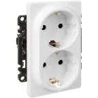 Valena LIFE Розетка силовая двойная 2х2К+З 16А 250В с лицевой панелью со шторками безвинтовые зажимы белая