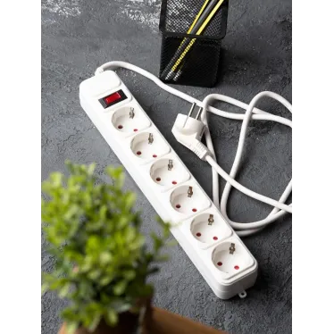 Фильтр сетевой 6x3м 10А/2.2 кВт с выключателем с заземлением ПВС 3х0.75 Блокбастер PROxima