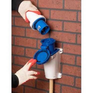 Розетка кабельная 63А 2Р+Е IP67 на поверхность 220В133