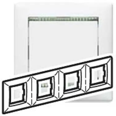 VALENA Рамка 4 поста горизонтальная белый/кристалл