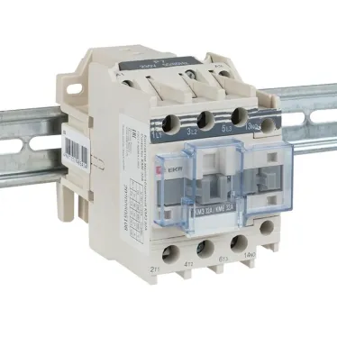 Пускатель магнитный КМЭ 32А катушка управления 380В АС малогабаритный 1NO