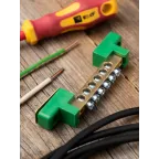 Шина 0 PE 6x9мм 6 отверстий латунь с контактной пластиной 2 зелёных угловых изолятора PROxima