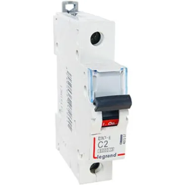 Выключатель автоматический однополюсный 1А C DX3-E 6кА