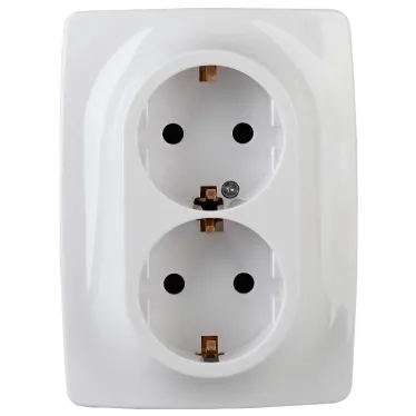 Розетка 2X2P+E Schuko со шторками , 16А-250В, Эра12, Al+Cu белый, 12А-2008-01