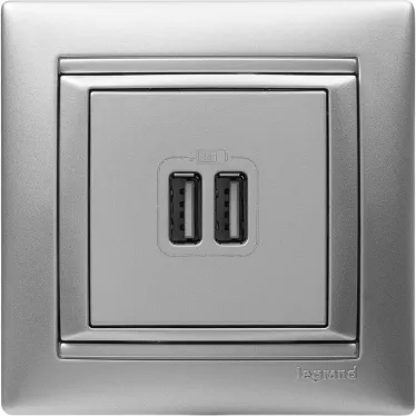 VALENA Розетка двойная USB алюминий
