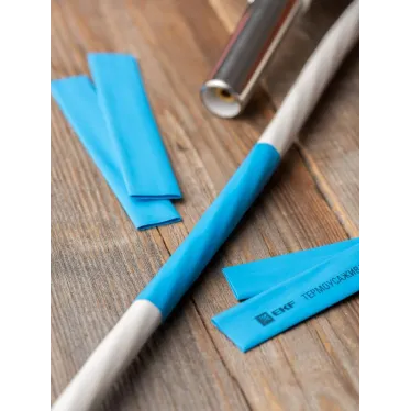 Трубка термоусаживаемая ТУТ нг 12/6 синяя рулон PROxima