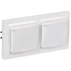 BRITE Комплект 1-местная с заземлением с защитными шторками и крышкой 16А IP44 2 штуки в сборе с двойной рамкой РСбш10-3-44-БрБ белый