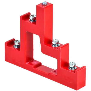 Изолятор ступенчатый ИС4-25/1-15 (4xМ6/1xМ5) силовой с болтом