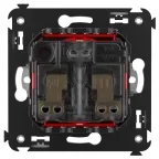 Avanti Розетка в стену, 2P+E, с защитными шторками, ''Красный квадрат''