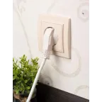 Розетка одноместная СП с заземлением 16А бежевый с защитными шторками Минск