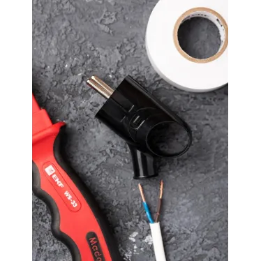 Евровилка с ушком черная 16А