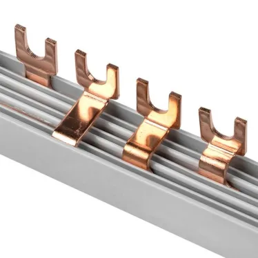 Шина соединительная типа FORK 4-фазная 63А 54 модуля