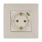 Розетка с заземлением с USB тип C - Etika - со шторками 16А 250В 1500мА 7,5Вт безвинтовые зажимы - слоновая кость