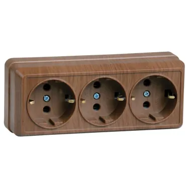 Розетка РС23-3-ОД трехместная с заземляющим контактом 16А открытая установка Октава дуб