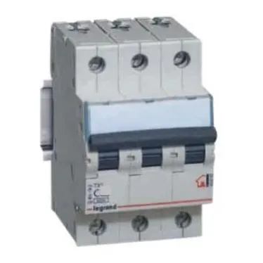 Выключатель автоматический трехполюсный 25А C TX3 6кА/10кА
